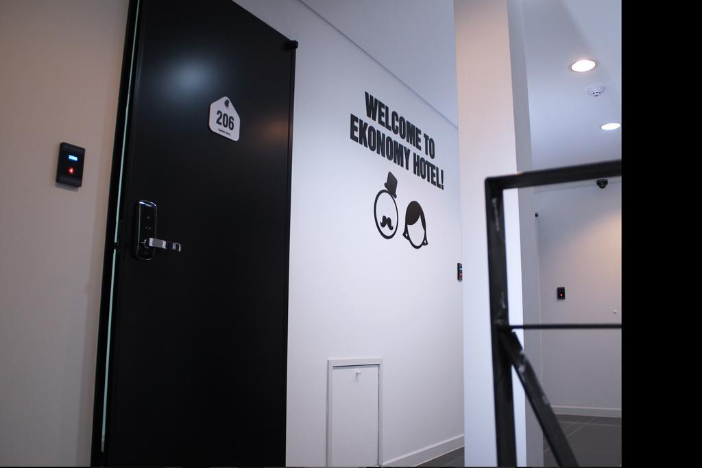 Ekonomy Hotel Dongdaemun Seoul Bagian luar foto