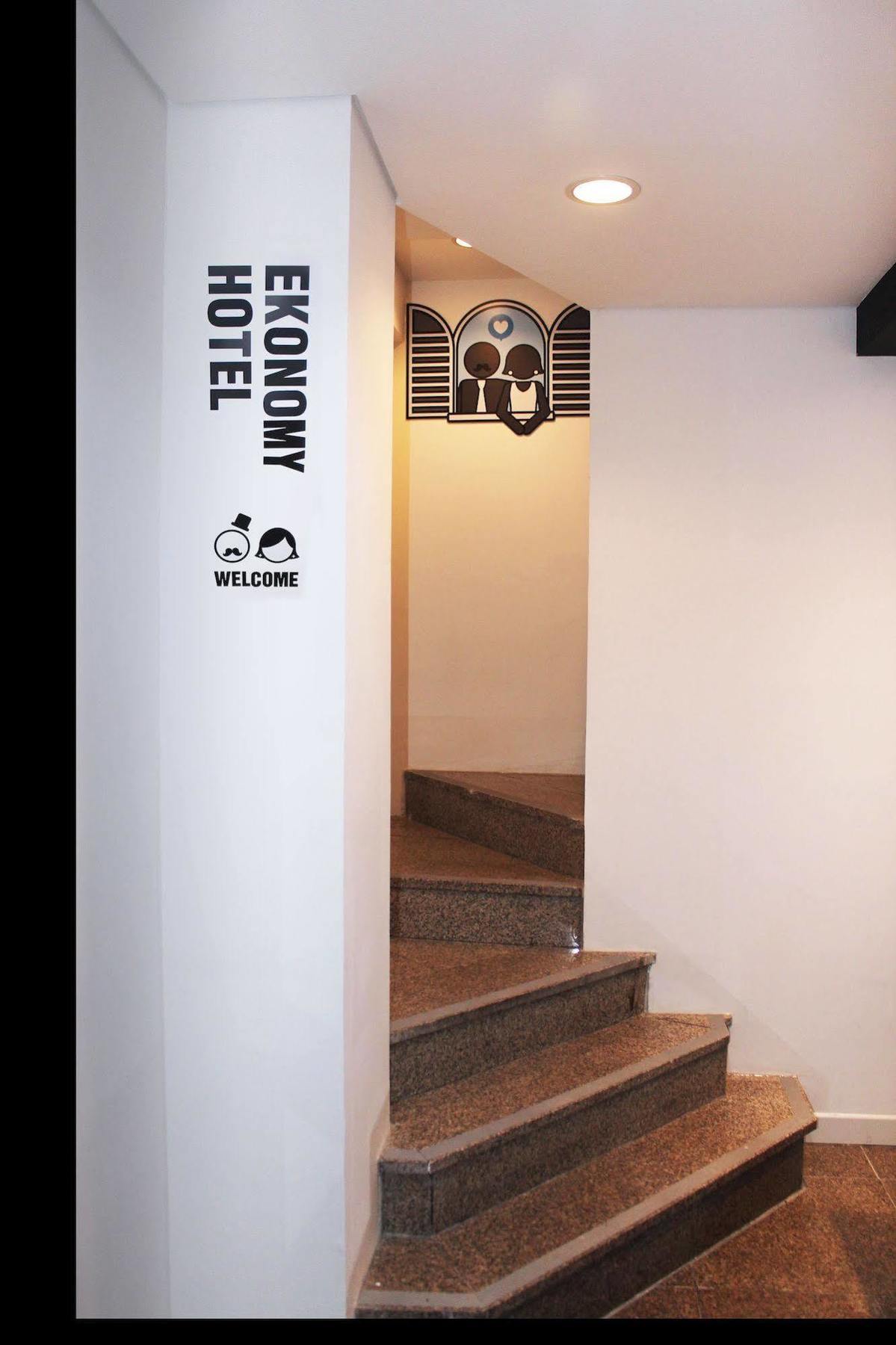 Ekonomy Hotel Dongdaemun Seoul Bagian luar foto